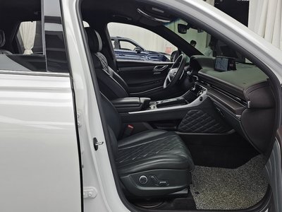 2021 Genesis GV80 — миниатюра 17
