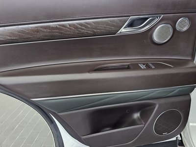2021 Genesis GV80 — миниатюра 15