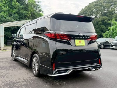 2024 Toyota ALPHARD photo 6