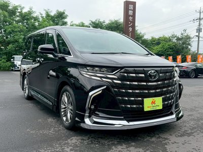2024 Toyota ALPHARD photo 3