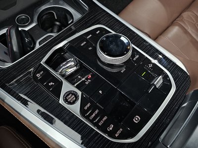 2024 BMW X5 thumbnail 12