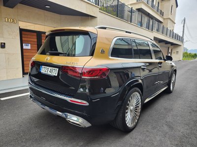 MERCEDES-BENZ GLS - 4