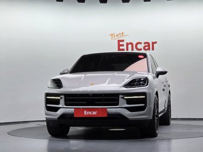 2024 Porsche CAYENNE 照片 2