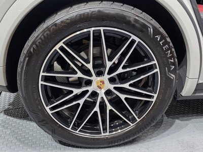 2024 Porsche CAYENNE 照片 6