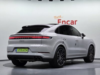 2024 Porsche CAYENNE 照片 4