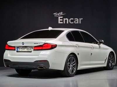BMW 5 SERIES - 4