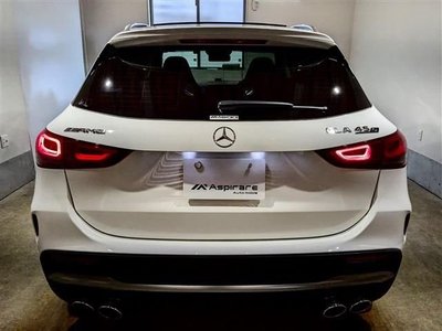 MERCEDES-BENZ GLA - 4