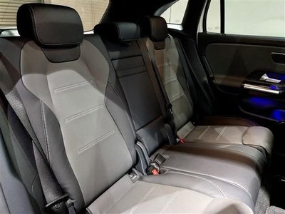 MERCEDES-BENZ GLA - 6