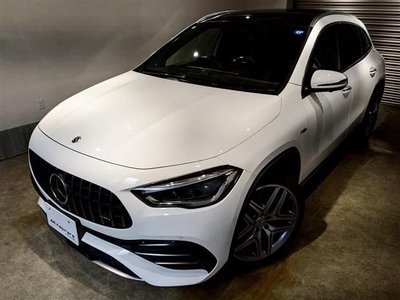 MERCEDES-BENZ GLA - 1
