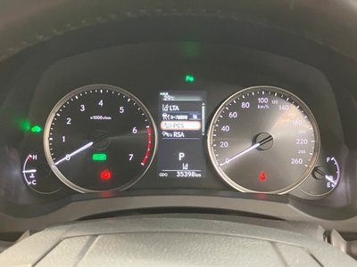 2023 Lexus RC — миниатюра 13