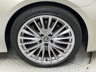 2023 Lexus RC — миниатюра 18