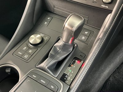 2023 Lexus RC — миниатюра 12