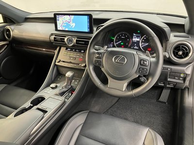 2023 Lexus RC photo 8