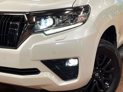 2022 Toyota LAND CRUISER PRADO — миниатюра 12