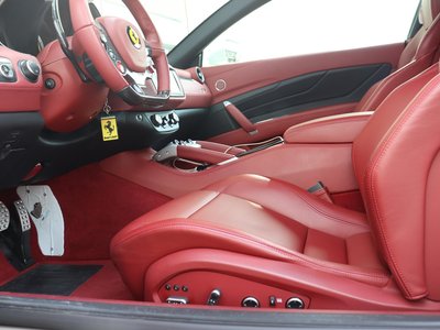 FERRARI FF - 6