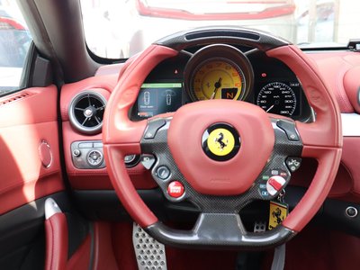 2013 Ferrari FF — миниатюра 12