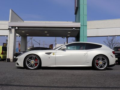 2013 Ferrari FF — миниатюра 32