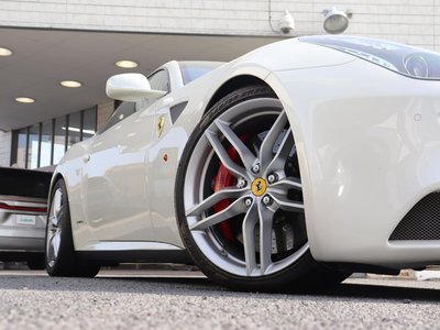 2013 Ferrari FF — миниатюра 14