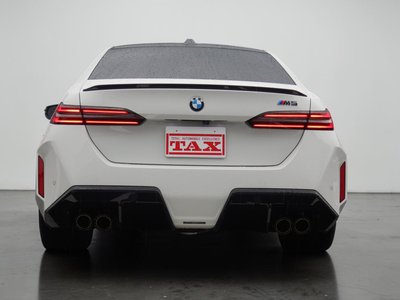 2025 BMW M5 缩略图 21