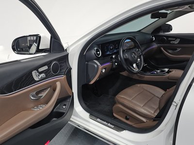 MERCEDES-BENZ E-CLASS - 10