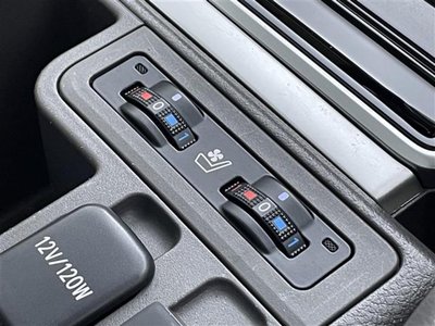 TOYOTA LAND CRUISER PRADO - 6