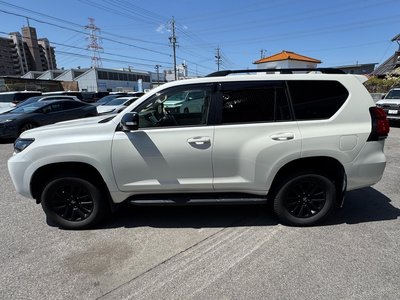 TOYOTA LAND CRUISER PRADO - 7