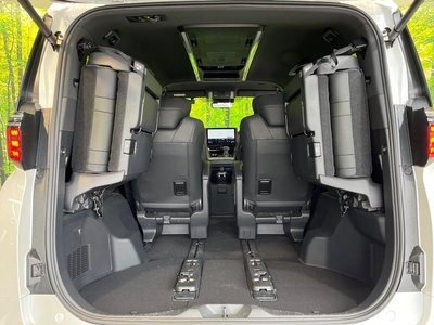 2024 Toyota ALPHARD thumbnail 53
