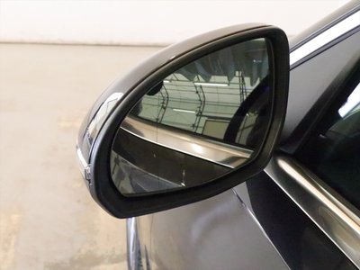 MERCEDES-BENZ C-CLASS - 6