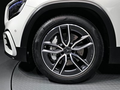 MERCEDES-BENZ GLB - 6