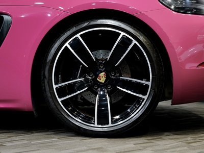 صورة مصغرة 32 لـ 2024 Porsche 718