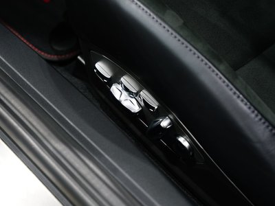 صورة مصغرة 12 لـ 2024 Porsche 718