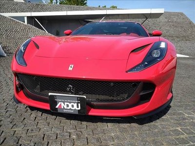 2021 Ferrari 812 GTS photo 8