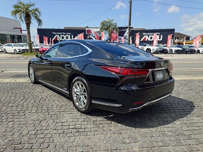 LEXUS LS - 3