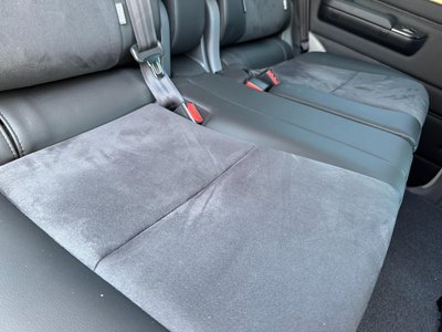 صورة مصغرة 43 لـ 2025 Toyota LAND CRUISER 70