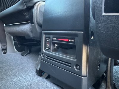 صورة مصغرة 45 لـ 2025 Toyota LAND CRUISER 70
