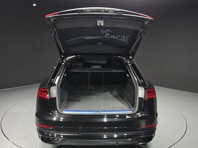 2022 AUDI Q8 — миниатюра 20