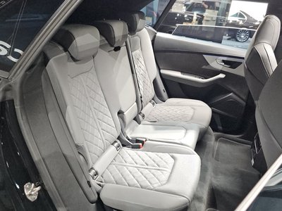 2022 AUDI Q8 — миниатюра 11
