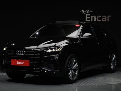 2022 AUDI Q8 照片 1