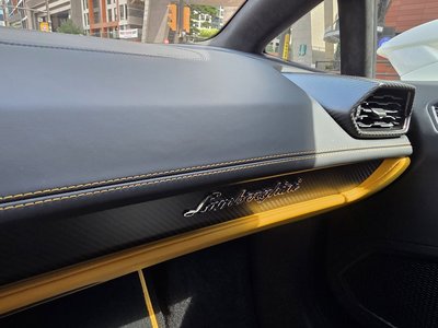 2023 Lamborghini HURACAN — миниатюра 12