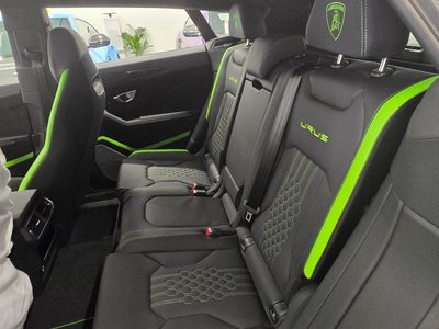 LAMBORGHINI URUS - 6