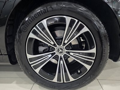 MERCEDES-BENZ E-CLASS - 10