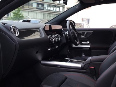 2025 Mercedes-BENZ GLA AMG 照片 10