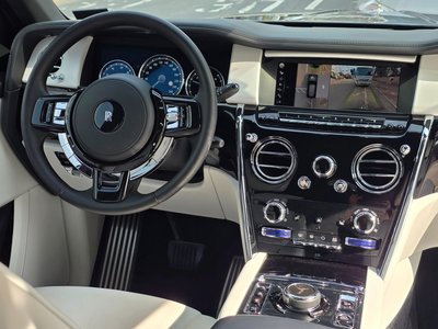 ROLLS-ROYCE CULLINAN - 9