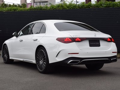 2025 Mercedes-BENZ E-CLASS photo 8