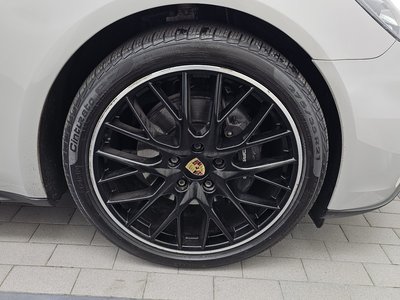 PORSCHE PANAMERA - 6