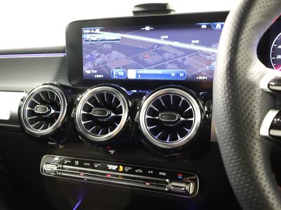 صورة مصغرة 44 لـ 2024 Mercedes-BENZ GLB
