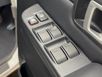 2026 Toyota LAND CRUISER 70 缩略图 36