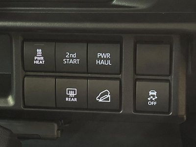 2026 Toyota LAND CRUISER 70 photo 7