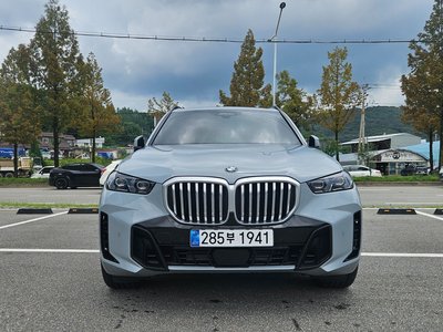 2025 BMW X5 — фото 1