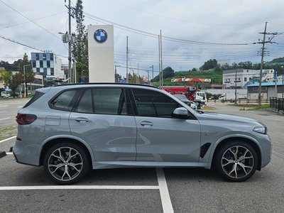 2025 BMW X5 — фото 4